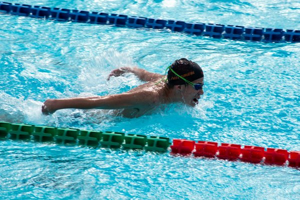 Soyons sport et améliorez vos performances en natation